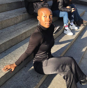 Meet your Posher, Layla